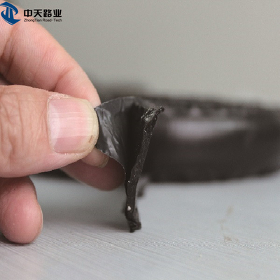 Compound Asphalt Self Adhesive Bituminous Tape Viskositas Tinggi Untuk Retak Jalan